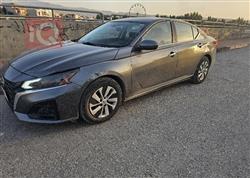 نيسان ألتيما